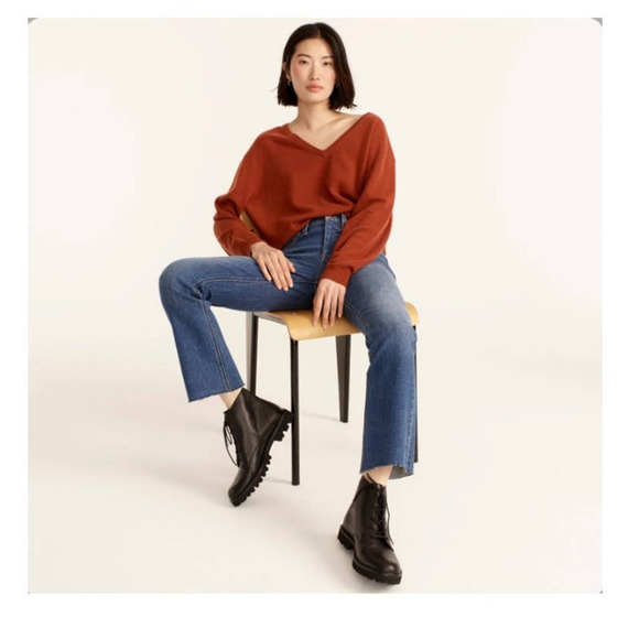 New J.Crew 10" demi-boot crop jean in Ocean wash Size 28 - Picture 3 of 9